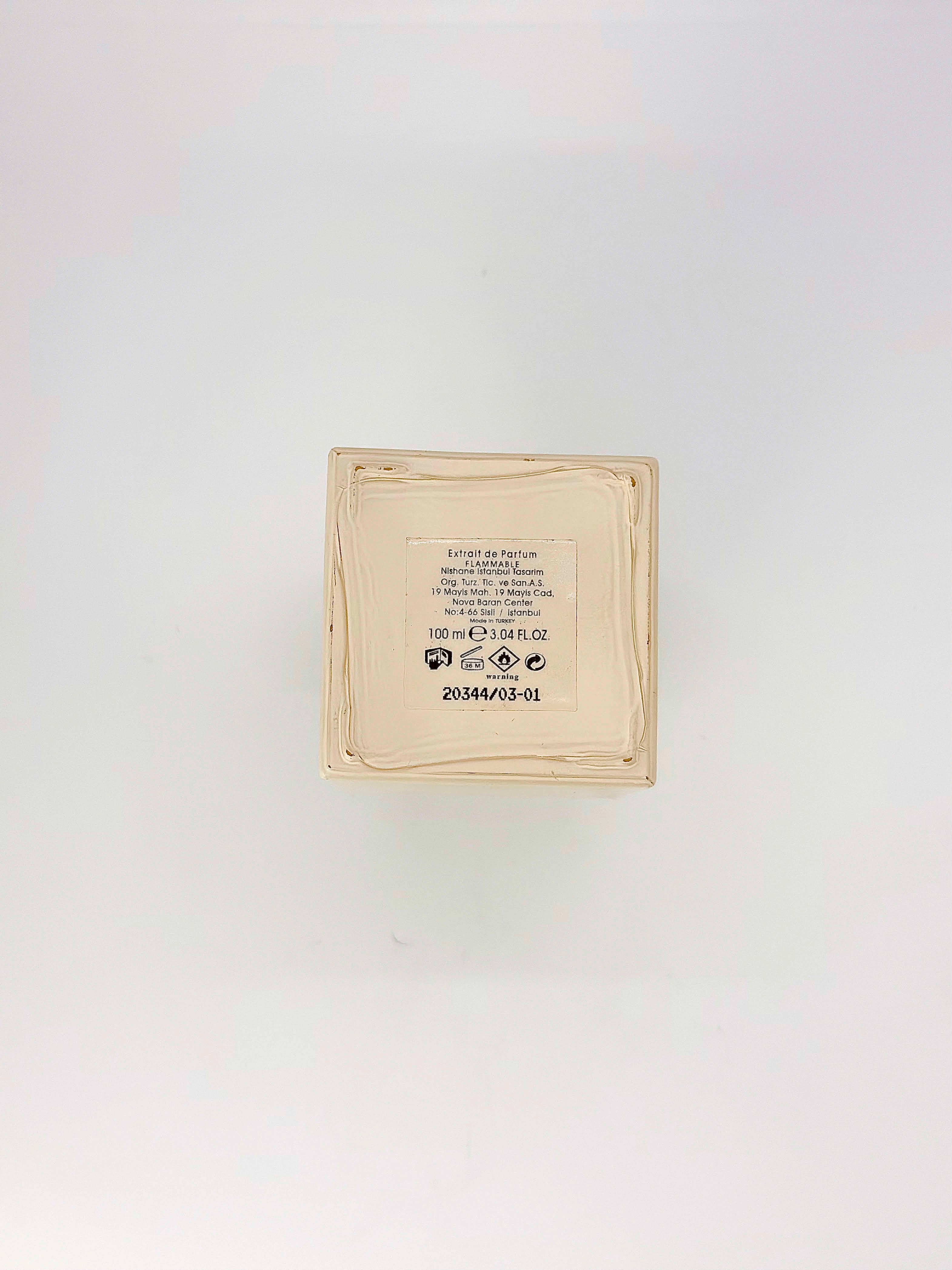 Nishane Hacivat by  Nishane للجنسين