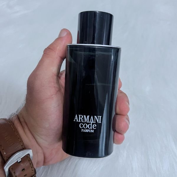 Armani Code Parfum  للرجال