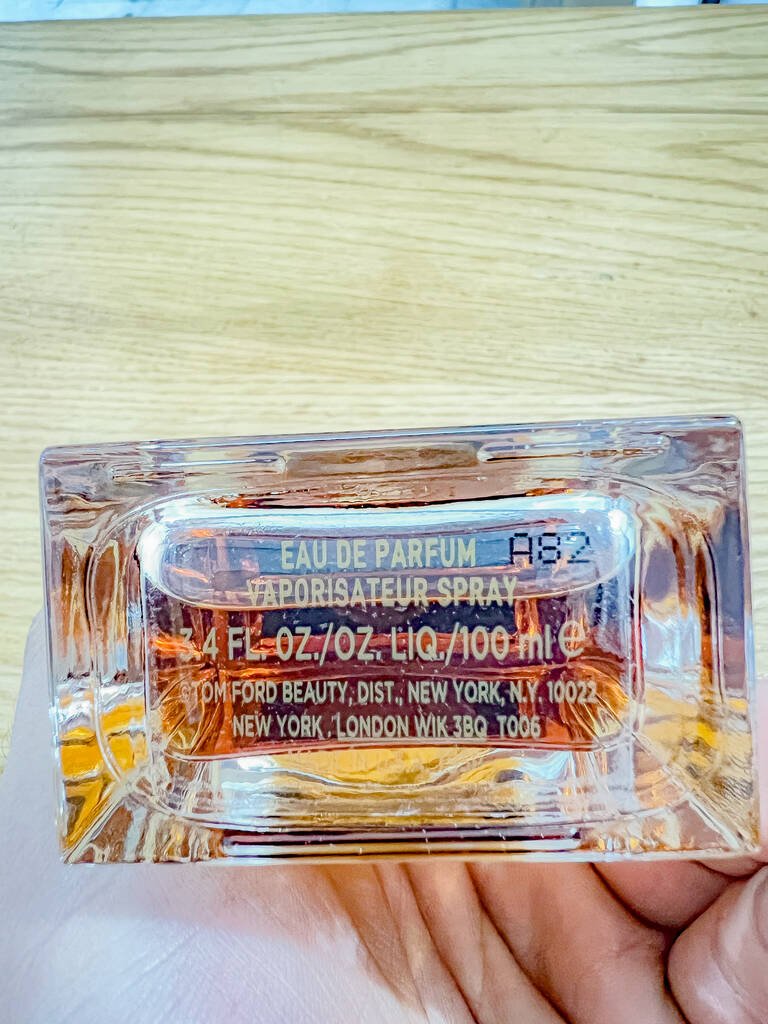 Ébène Fumé Tom Ford للجنسين