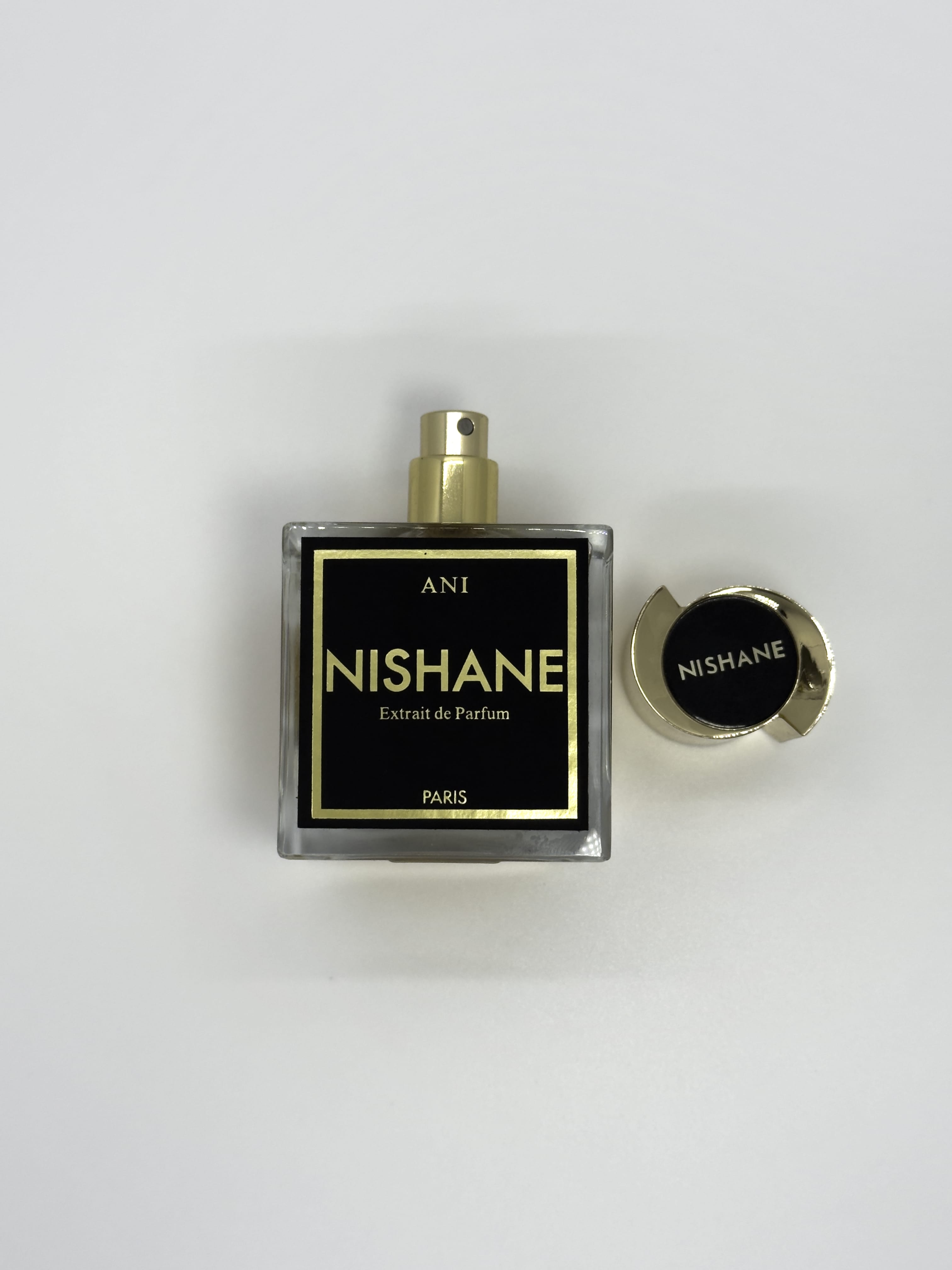 Ani by  Nishane للجنسين