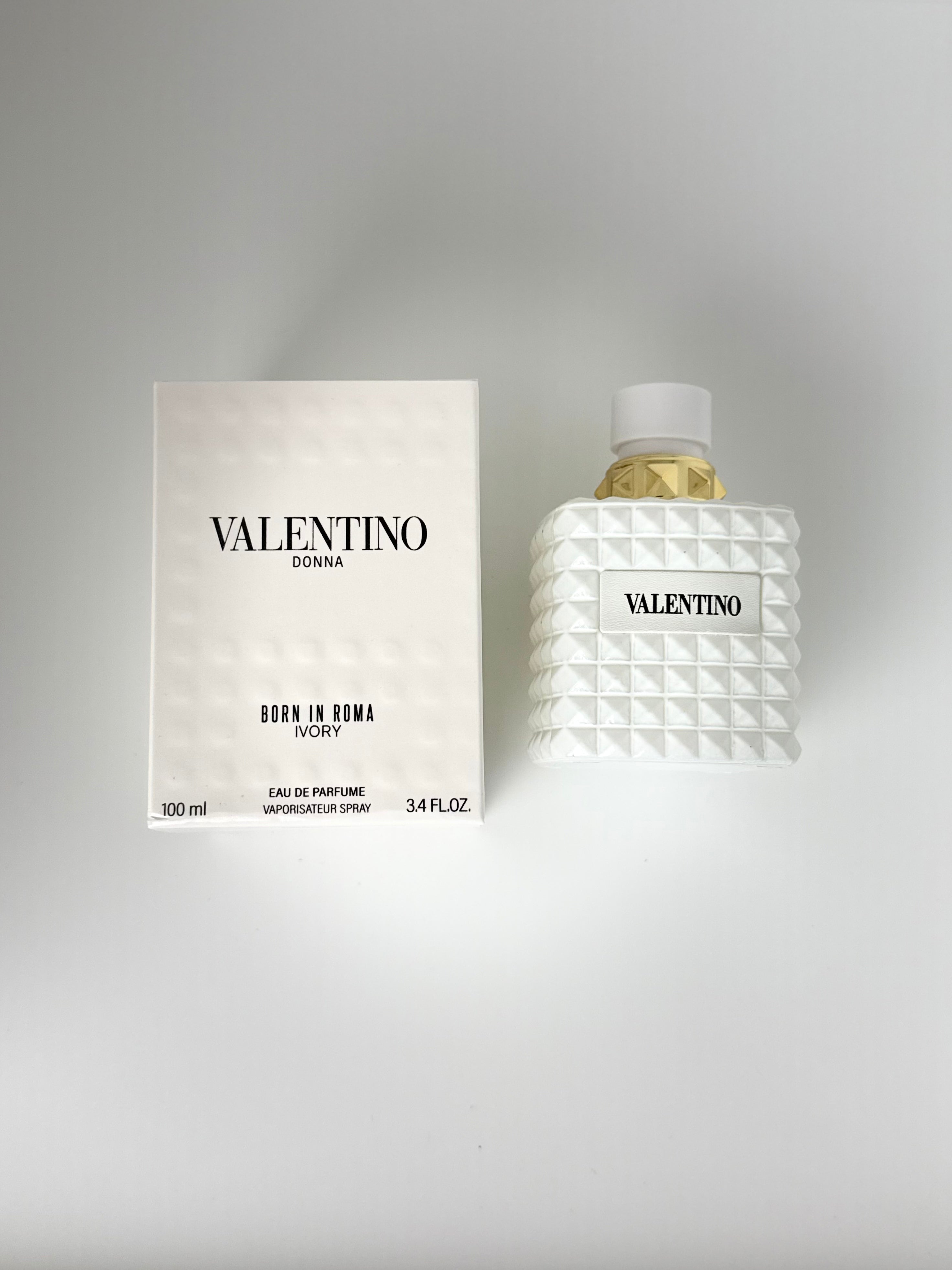 Valentino Donna Born in Roma Ivory [ Master Box ] للنساء