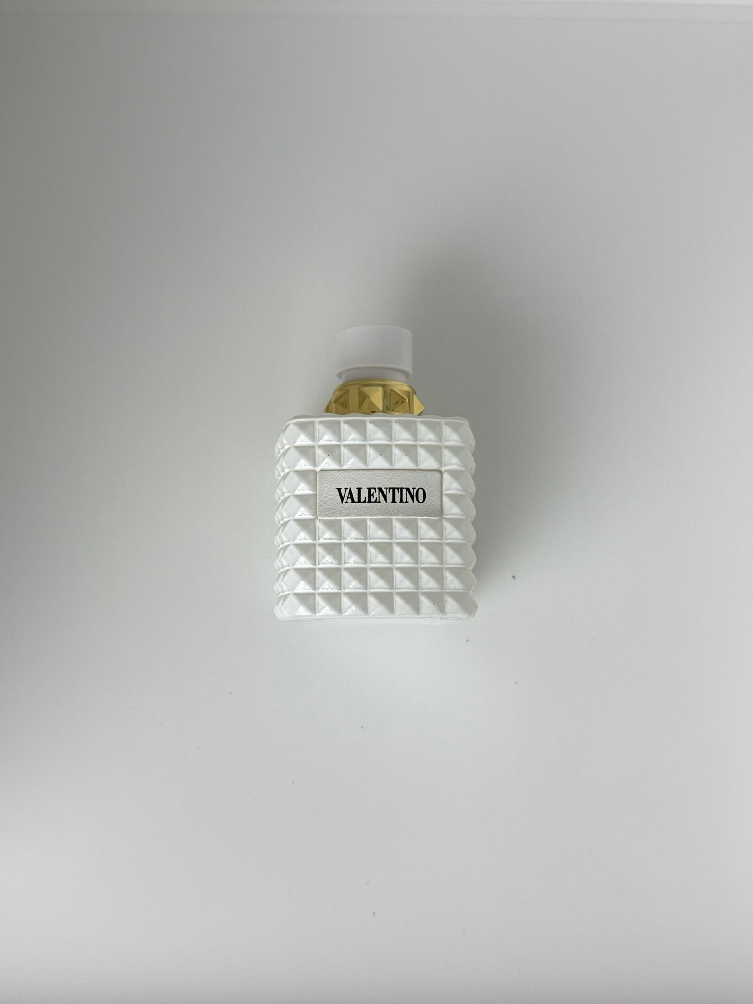 Valentino Donna Born in Roma Ivory [ Master Box ] للنساء