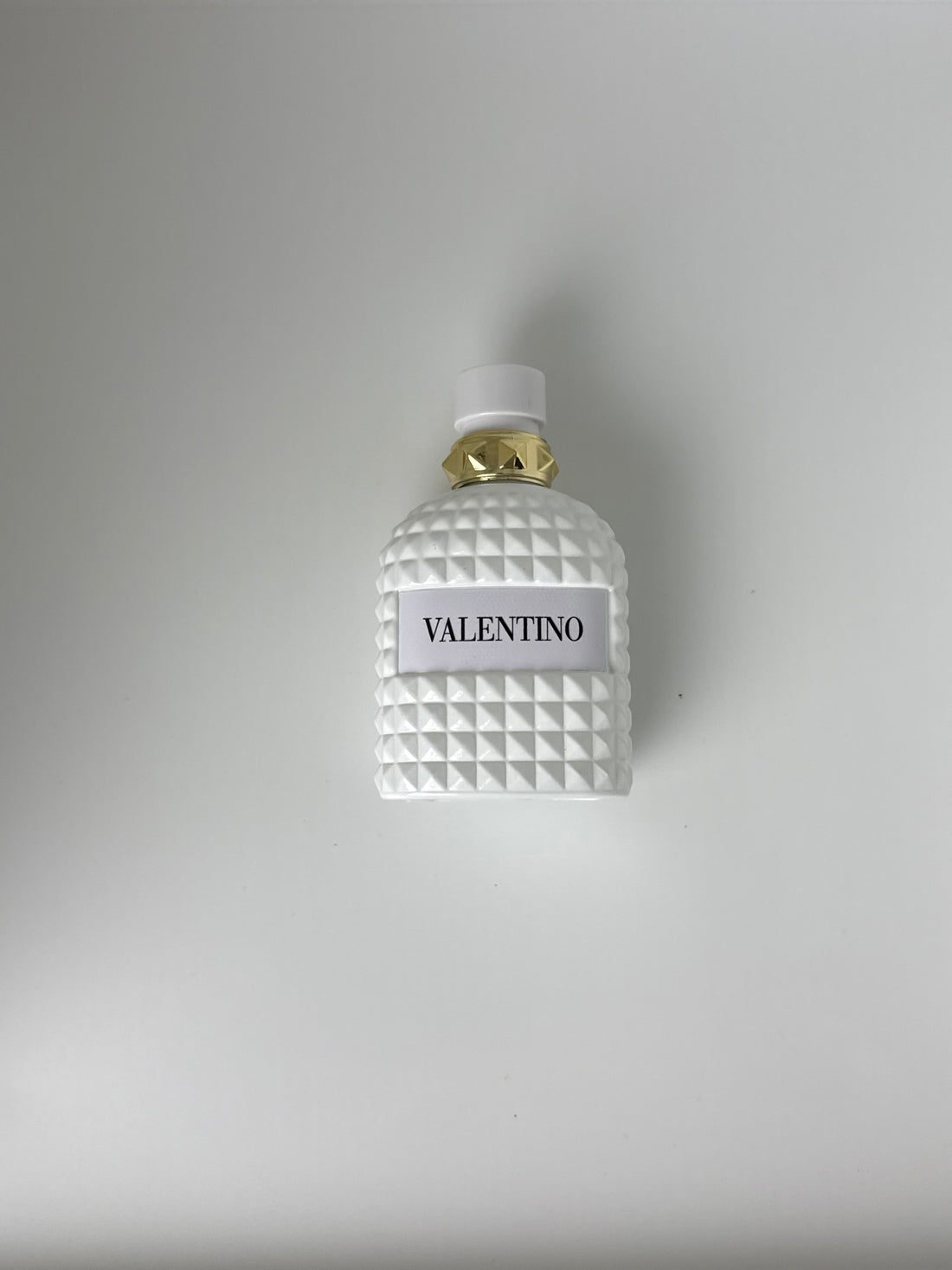 Valentino Uomo Born in Roma Ivory للرجال - Flowry