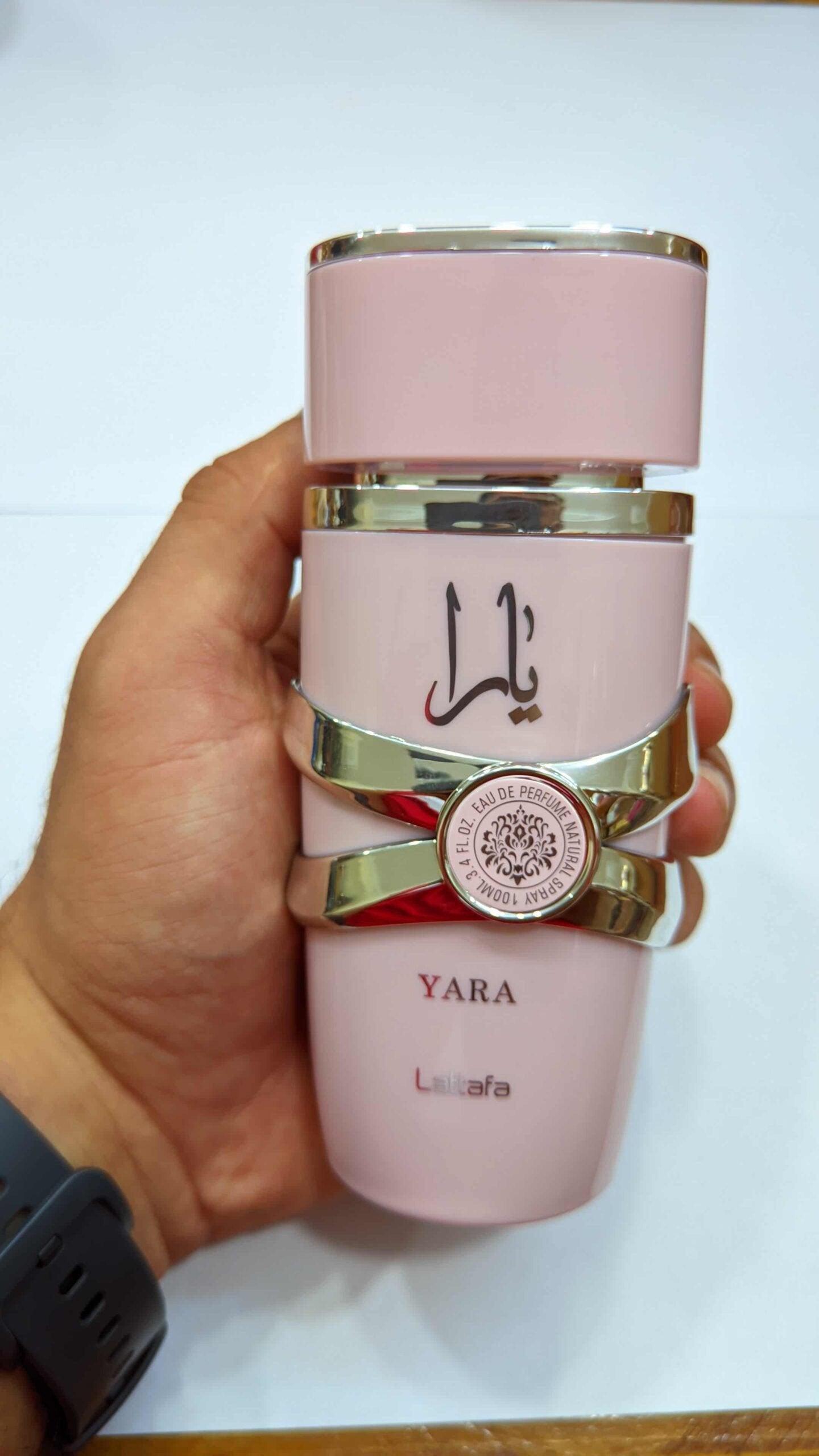Yara  Perfume by Lattafa للنساء