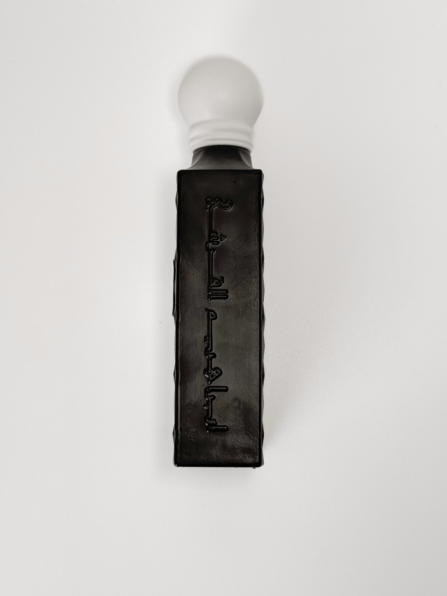 Black Carbon Diamond للجنسين - Flowry