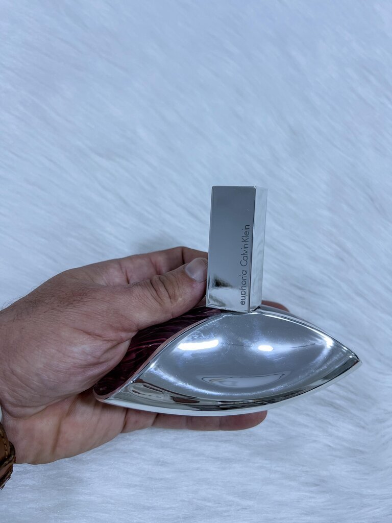 Euphoria Calvin Klein للنساء - Flowry