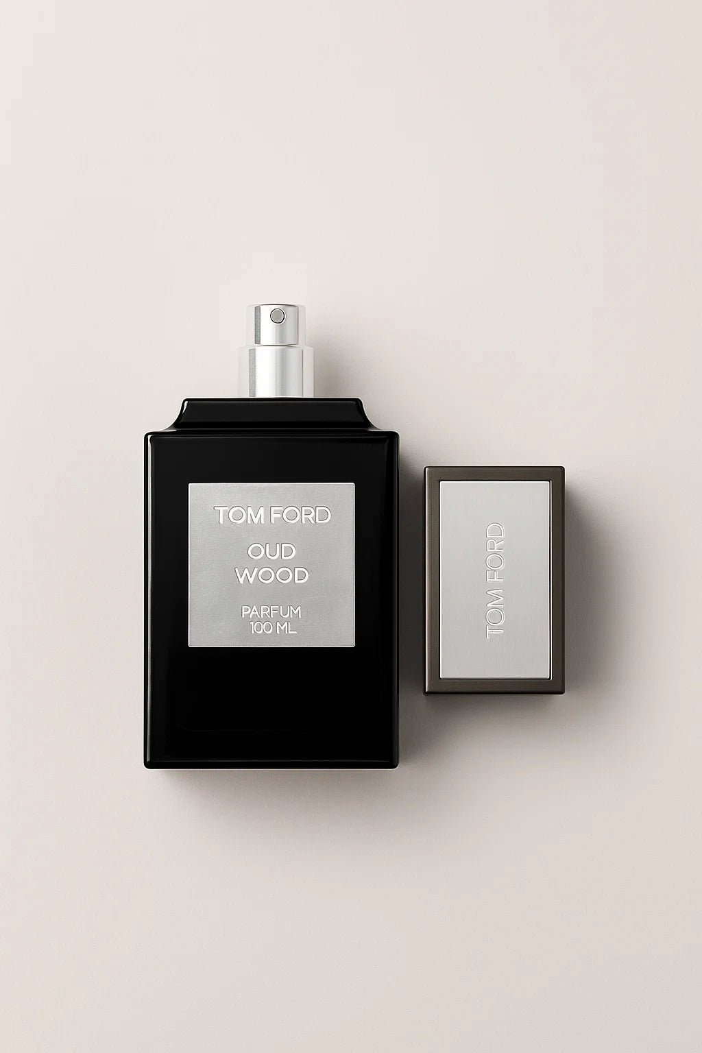Oud Wood Parfum Tom Ford للجنسين - Flowry