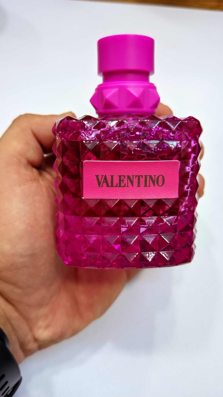 Valentino Donna Born In Roma Pink Valentino للنساء - Flowry