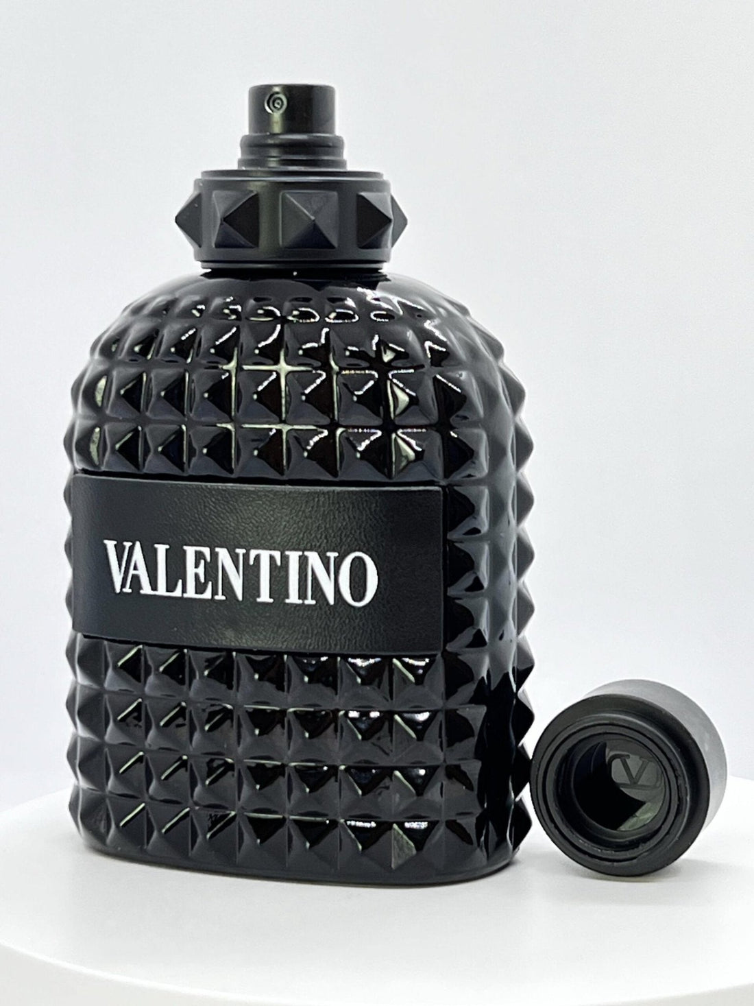 Valentino Uomo Born In Roma Noir للرجال - Flowry