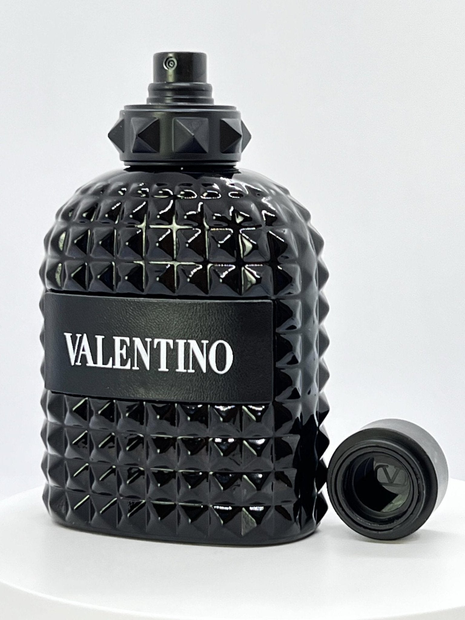 Valentino Uomo Born In Roma Noir للرجال - Flowry